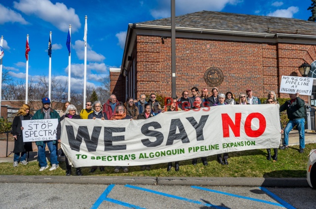 USA : AIM Pipeline fighters plead not guilty